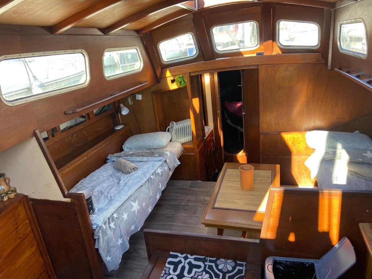 فندق Fantastic Sailing Boat To Sleep In برشلونة المظهر الخارجي الصورة