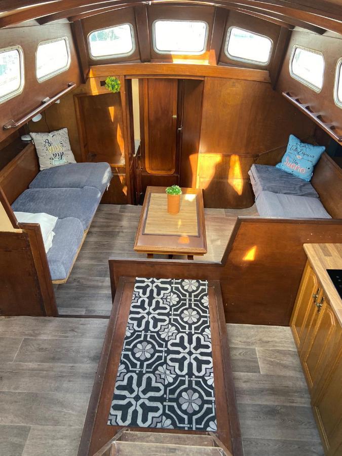 فندق Fantastic Sailing Boat To Sleep In برشلونة المظهر الخارجي الصورة